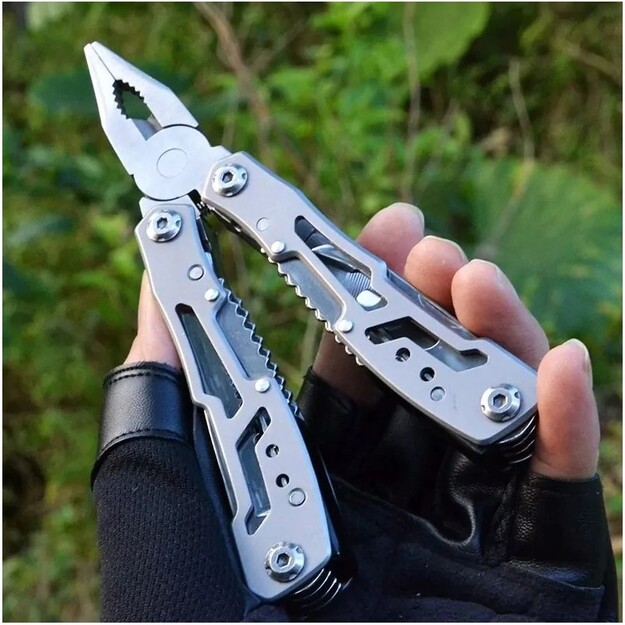 Daudzfunkcionāls izdzīvo&scaron;anas rīks 13x1