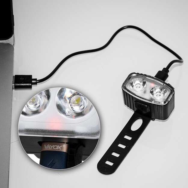 Vayox velosipēdu apgaismojuma komplekts priek&scaron;ējais 2*LED + aizmugurējais 12*LED VA0155