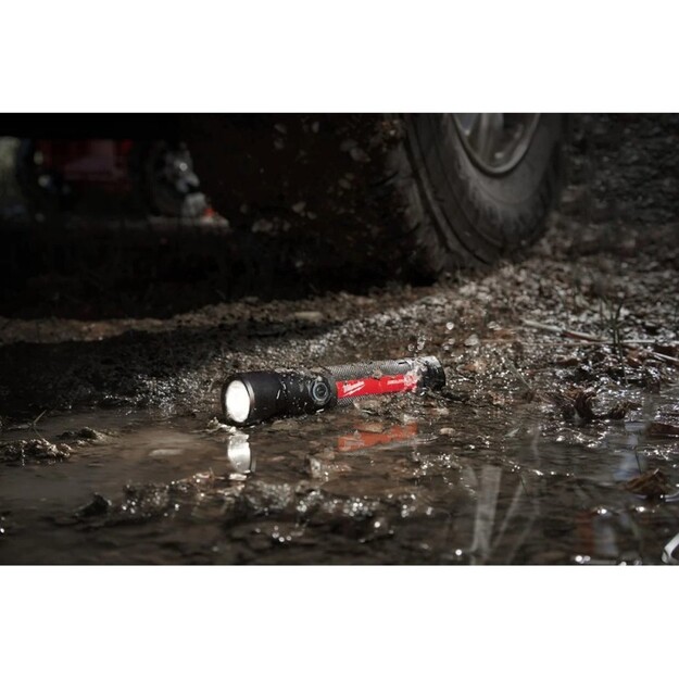 MILWAUKEE L4 FMLED-301 800lm LED flashlight