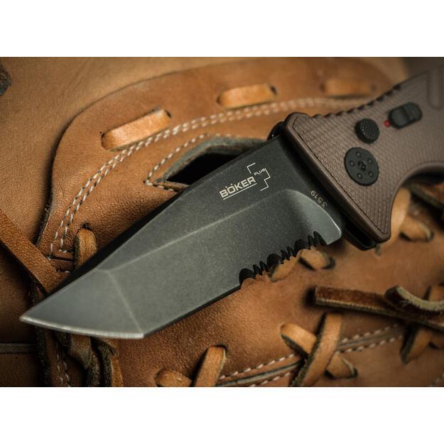 Складной нож Boker Plus Strike Coyote Tanto 01BO425