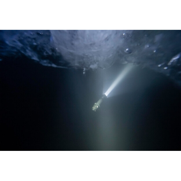 Armytek Predator PRO Max White PCB taktiskais lukturītis - 3000 lm F08201PC