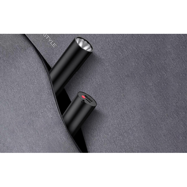 Supfire S11 USB flashlight