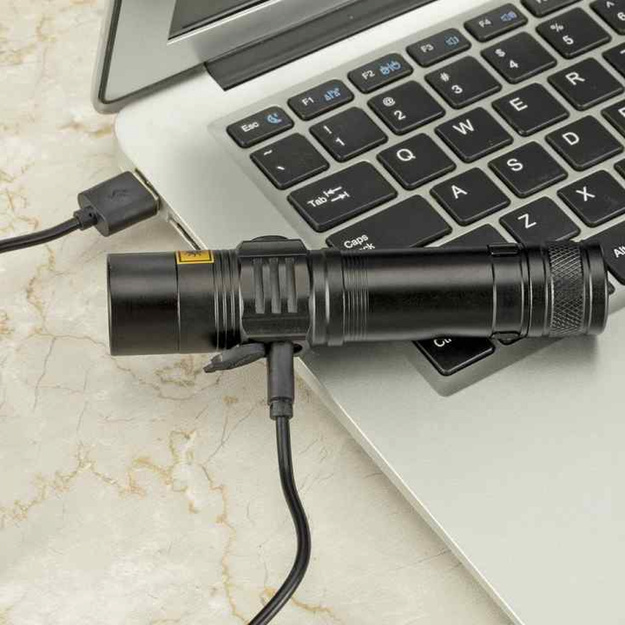 Infinio SLIM UV-38 LED 5W UV lukturītis 18650 Li-Ion akumulators 2Ah