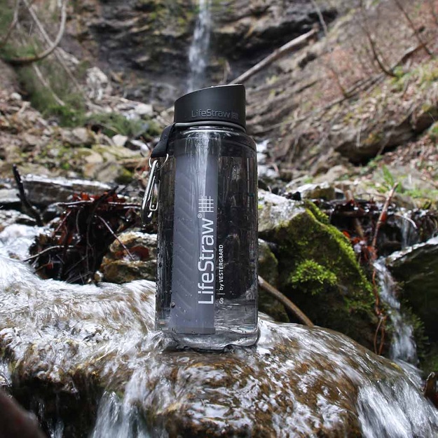 Походный поильник LifeStraw Go 2.2 с фильтром 1000 мл. Nordic Noir LGV41LGYWW