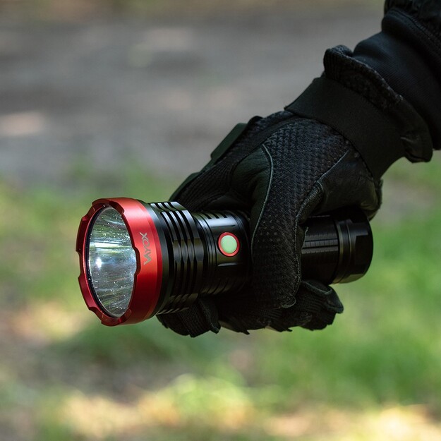 Vayox Pro Series Tactical Flashlight 20W 2000lm 1055m VA0110