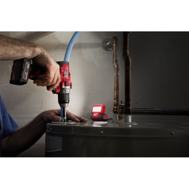 MILWAUKEE L4 FFL-301 USB uzlādējams LED prožektors