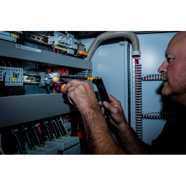 Brennenstuhl uzlādējams LED rokas lukturis Sansa