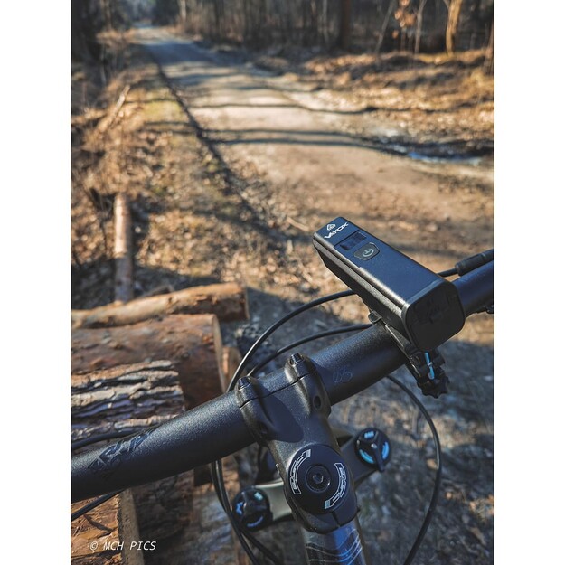 VAYOX Bicycle light 1300lm IPX6