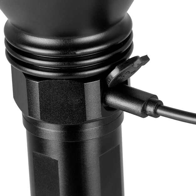 Vayox Pro Series Tactical LED Flashlight 1900lm VA0109