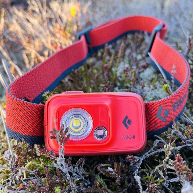 Black Diamond COSMO 350-R lukturis 350lm RED BD6206778001ALL1