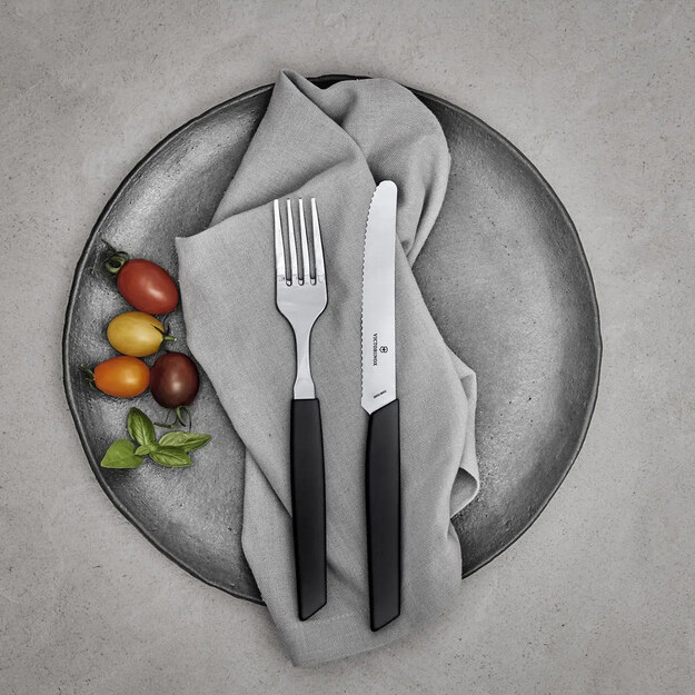 Victorinox Swiss Modern black serrated kitchen knife 11 cm 6.9003.11W