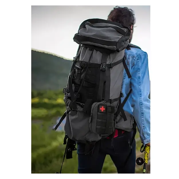 Taktiskā pirmās palīdzības aptieciņas soma ar MOLLE sistēmu, stiprināma pie jostas