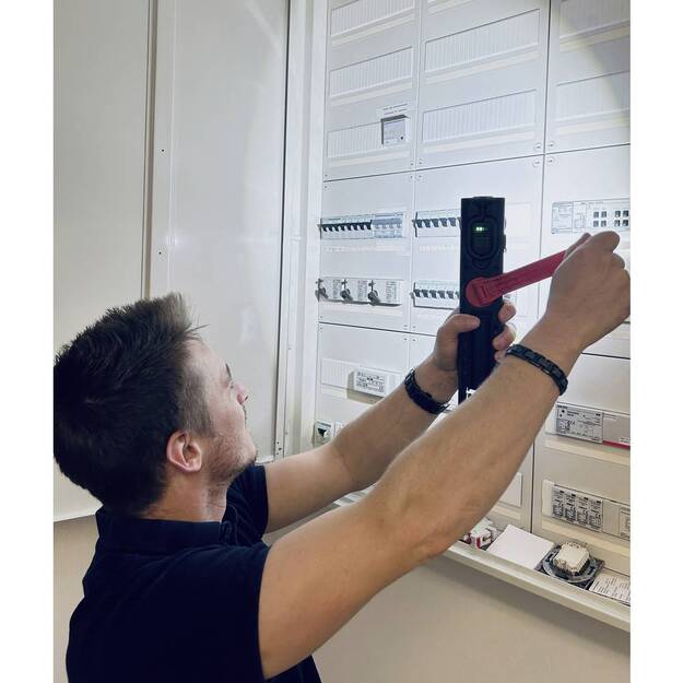 Brennenstuhl darba lukturītis ar dinamo 10W, 600-180lm HL600AD