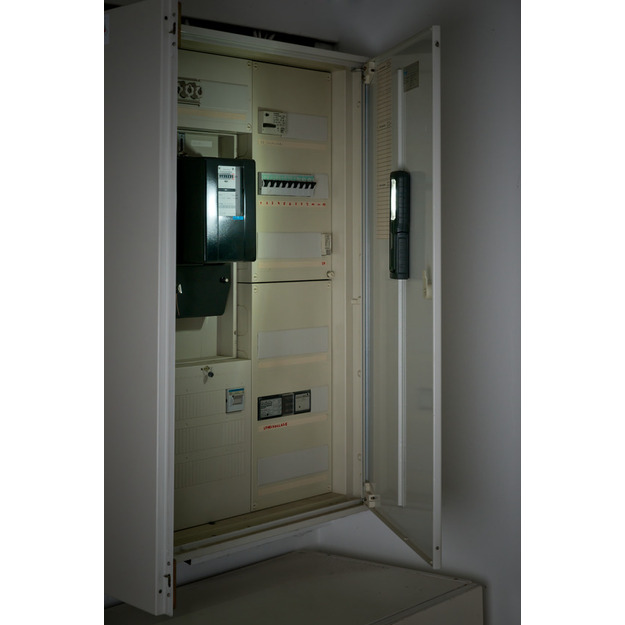 Brennenstuhl rokas lampa 8+1 SMD Led 700+100lm 3.7V IP54 HL700A 1175640