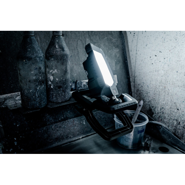 Brennenstuhl lukturis ar knaiblēm 1050MA 10W 950lm 1173070010