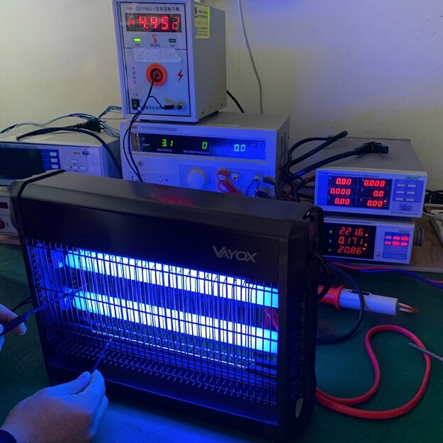 Лампа от насекомых VAYOX IKL-30W