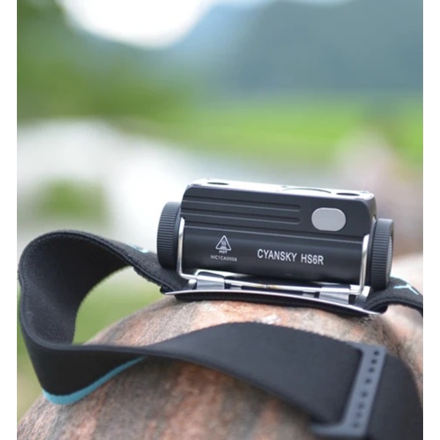 CYANSKY HS6R trīskār&scaron;as izejas uzlādējams galvenais lukturis (170 m, 1400 lūmeni)