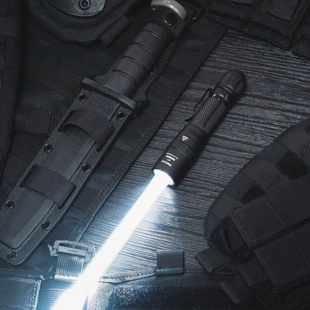 Weltool W1 LEP lāzera lukturītis