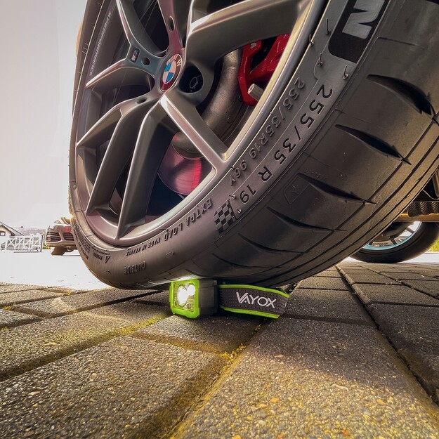 Vayox uzlādējams lukturis 750lm CREE + SMD Pro Series VA0187