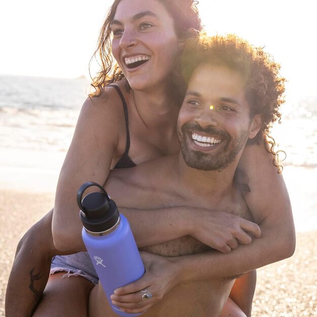 Hydro Flask Wide Mouth sērijas sporta dzērienu vāciņ&scaron; ar pla&scaron;u atvērumu WFCC001
