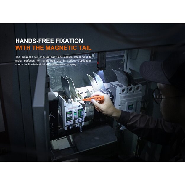 Fenix SW05R-RED Balts un Sarkans LED Zibspuldze