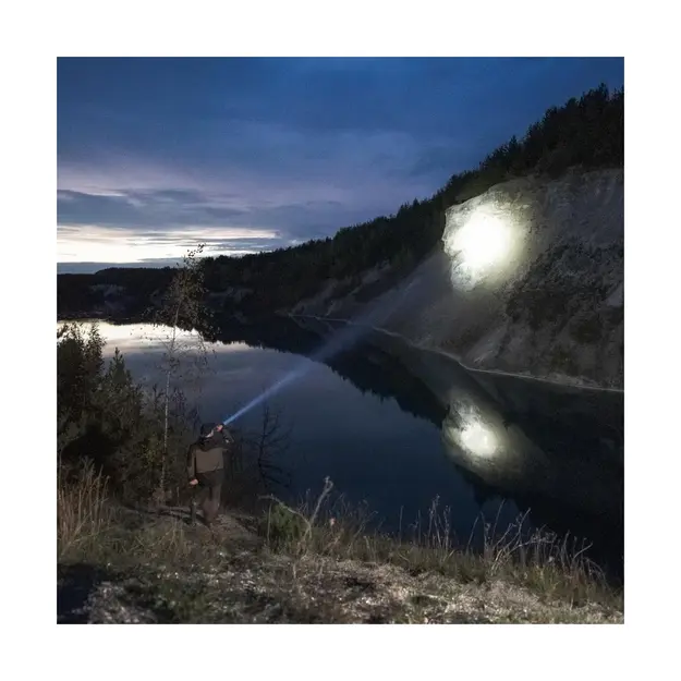 Фонарь Armytek Barracuda Pro Max 2800лм USB PCB F10501PC