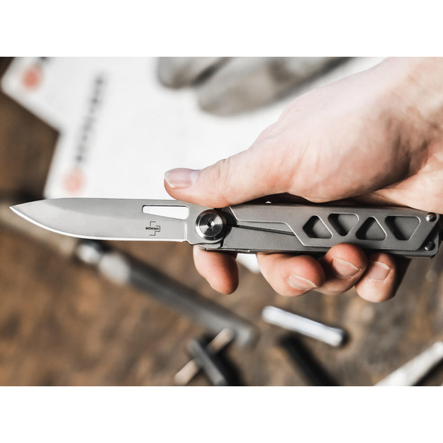 Boker Plus speciālists daudzfunkcionālais instruments, nerūsējo&scaron;ā tērauda rokturi, neilona korpuss 09BO831