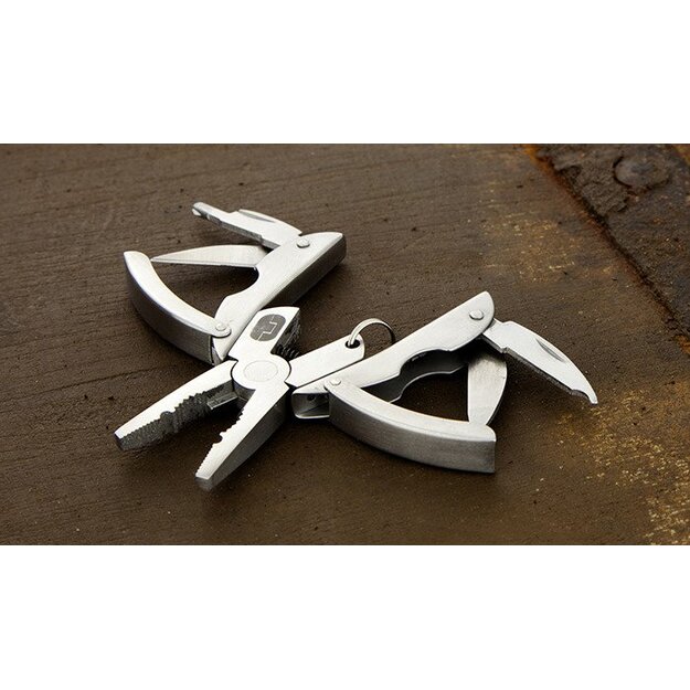 True Utility Scarab multitool