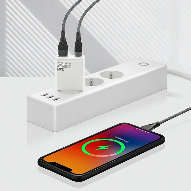 everActive GaN SUPER SLIM SC-460Q sienas lādētājs ar USB QC3.0 un USB-C PD 45W portu