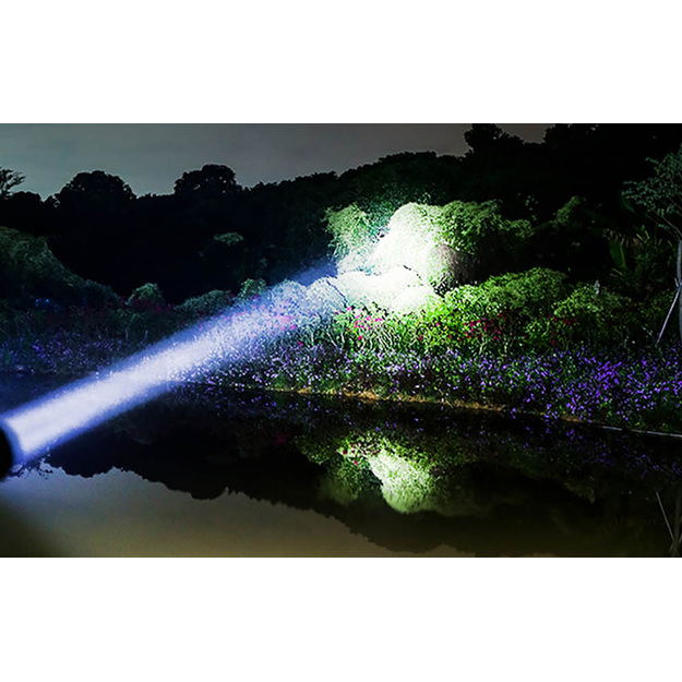 Superfire rokas lāpa R3 P90, 2700lm, USB