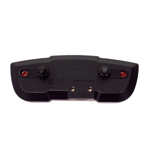 Aizmugurējā gaisma uz bagāžnieka AXA Slim // 6V, dinamo un akumulators