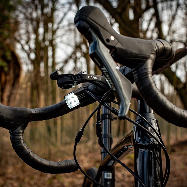 Vayox Priek&scaron;ējā velosipēda gaisma 300lm 2*LED USB-C VA0153