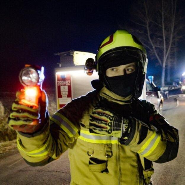 Mactronic M-Fire GUARDIAN XR SET uzlādējams lukturītis PHH0231