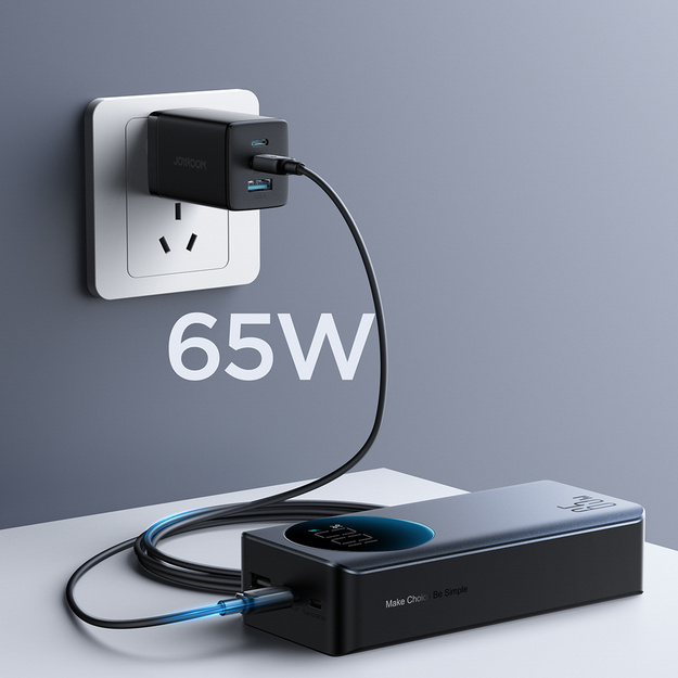 Внешний аккумулятор Joyroom JR-PBF05 Pro 30000 мА&middot;ч 65 Вт с цифровым дисплеем, 2&times; USB-C и 1&times; USB-A &mdash; чёрный