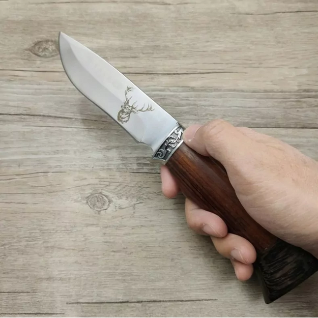 Fiksēts asmens nazis ar apvalku 23cm