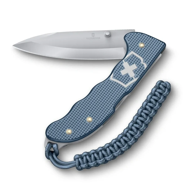 Limitētās sērijas salokāmais nazis Victorinox Evoke Alox Limited Edition 2026, Glacial Blue (0.9415.L26)