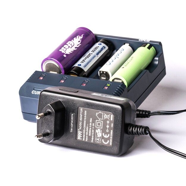 Универсальное зарядное устройство Opus BC1000 для аккумуляторов NIMH/NiCd и Li-Ion 500513