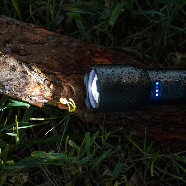 Vayox uzlādējams lukturītis 800lm 20W LED VA0180