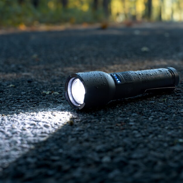 Vayox uzlādējams lukturītis 800lm 20W LED VA0180