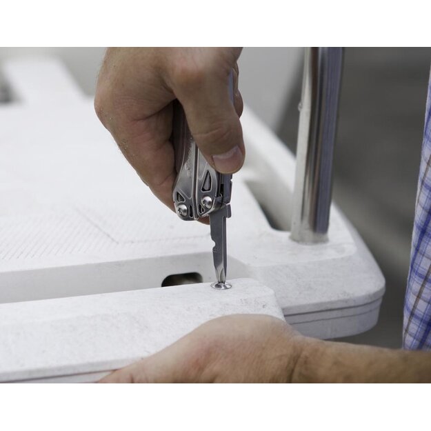 Leatherman Sidekick multi-instruments