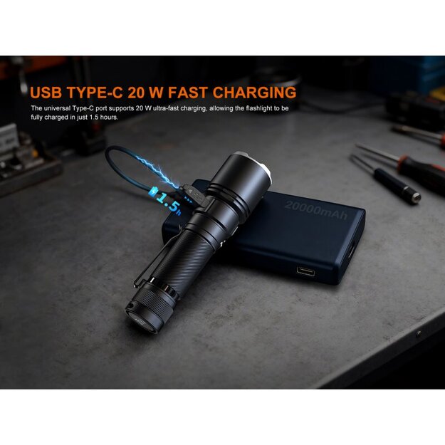 Fenix ​​C7 Pro LED flashlight with USB connection