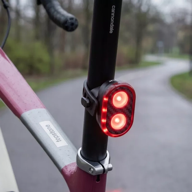 Vayox rear bicycle light 700mAh 200lm IPX6 VAR200