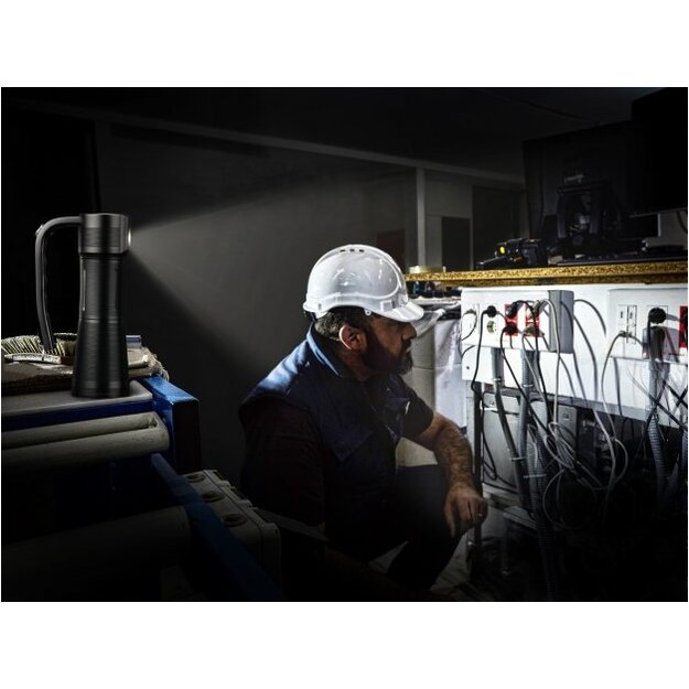 Fenix WT50R prožektors