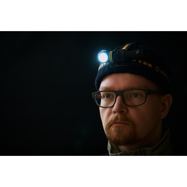 Armytek Elf C2 USBC flashlight 4in1 F05103C