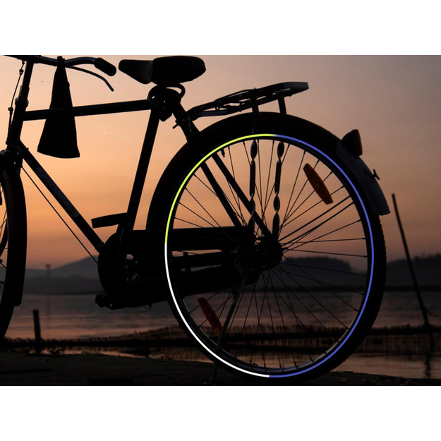 Atstarojo&scaron;a lente 1 cm / 8 m