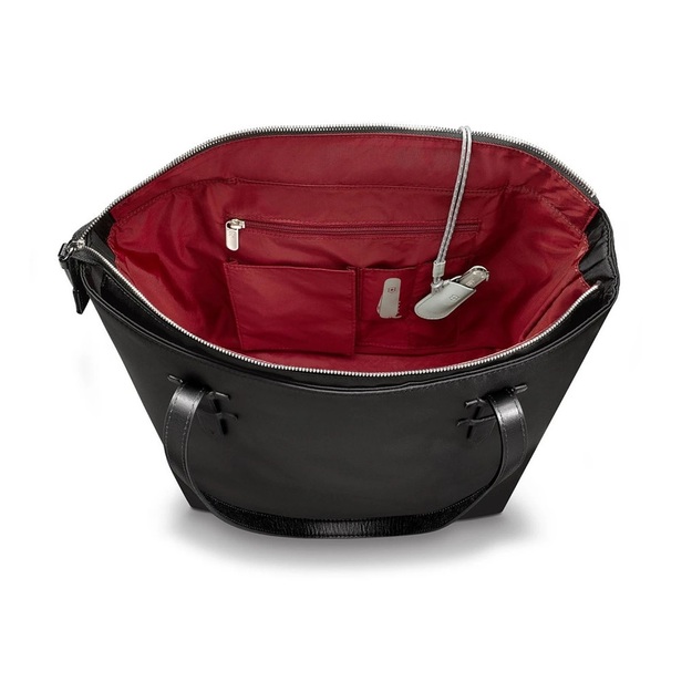 Классический кожаный чехол Victorinox &mdash; &laquo;Темная иллюзия&raquo; 4.0670.3