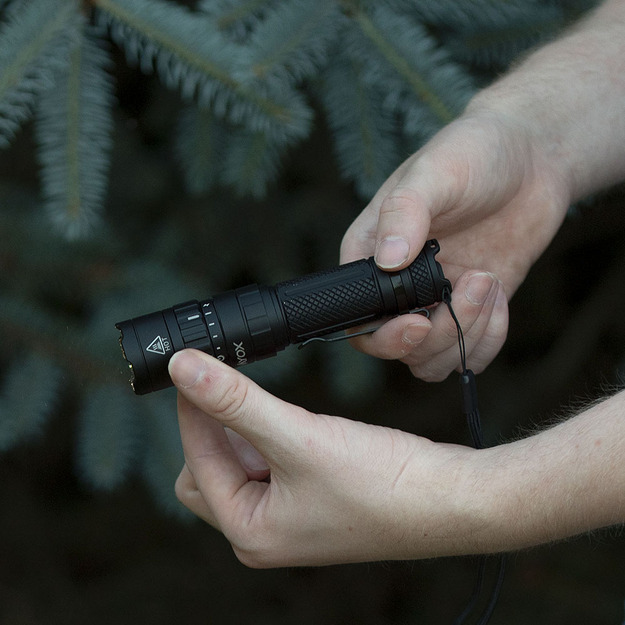 VAYOX rechargeable LED flashlight 1500lm VA0077